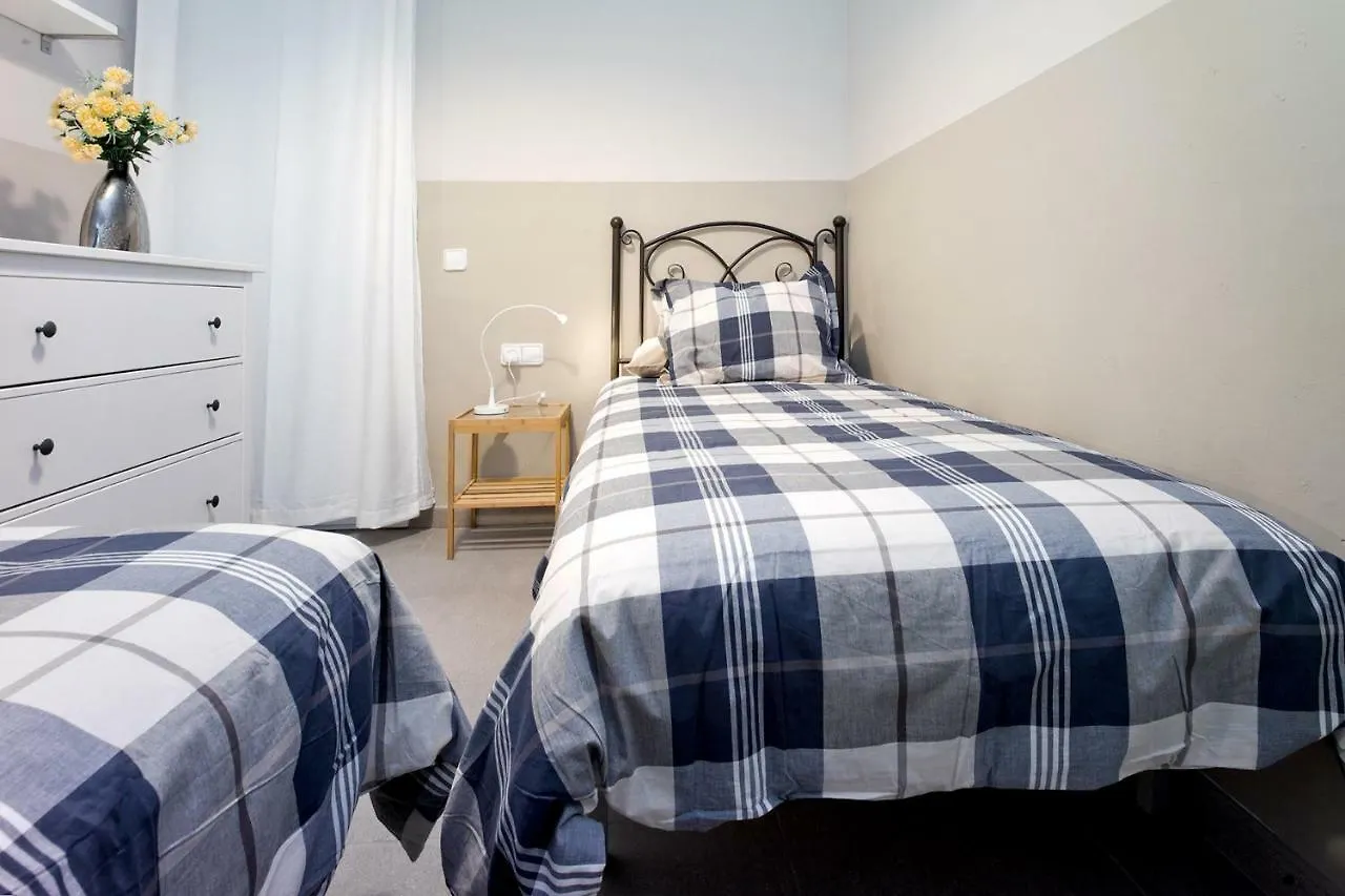 Apartamento Con Terraza, Balcon De Barcelona Esplugues de Llobregat 0*,