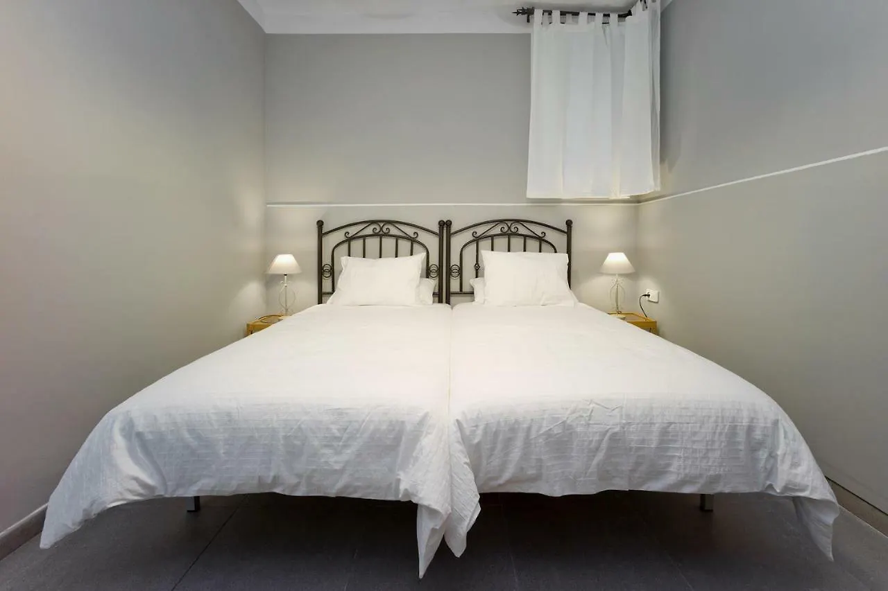 Apartamento Con Terraza, Balcon De Barcelona Esplugues de Llobregat 0*,